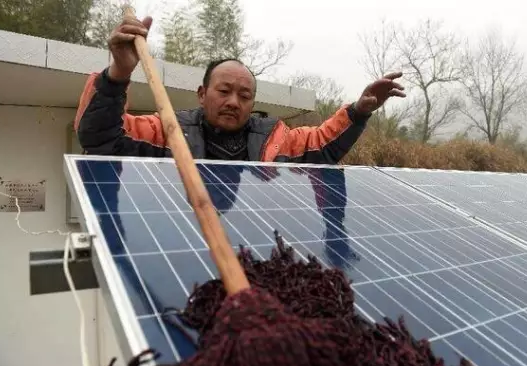 光伏電站收益掉一半？學會三招直往上！