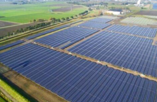 谷歌買下荷蘭最大太陽能發電廠全部電力 為數據中心供電