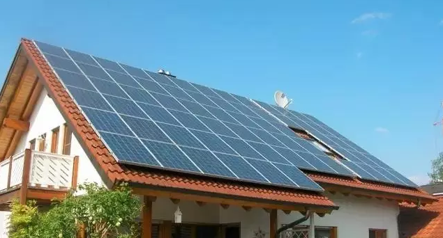 你看這些地方都裝上光伏電站，每年能省一半電費！