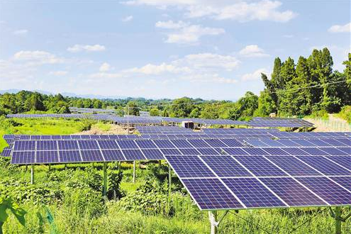 三峽庫區首座光伏電站并網發電