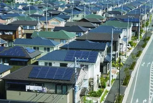 一個電站賺四個電站 這才是擁抱家庭光伏的新姿態！