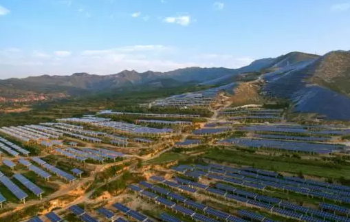 看第二批領跑者基地首個并網的非平臺光伏電站是如何煉成的？
