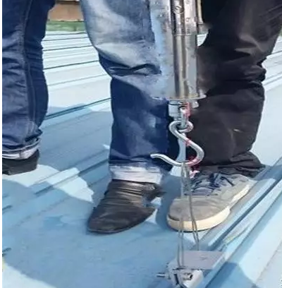 如何做拉拔實驗保證光伏組件不被吹翻？