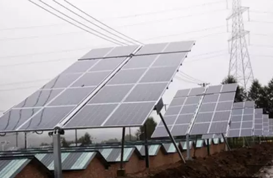 中央領導點贊、地方政府支持，光伏發電究竟有多火？