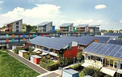 18年裝光伏到底劃不劃算？收益怎樣？（含往年成本收益對比）