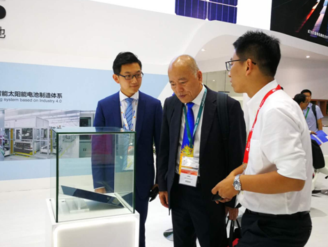 愛旭半片、疊片電池助力平價上網