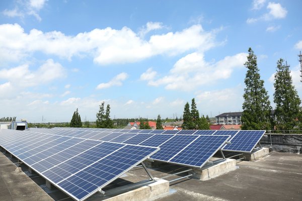 上海市松江區新浜學校屋頂光伏電站掠影