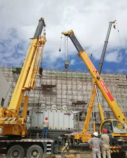 玉門鑫能50MW塔式光熱發電項目主變壓器安全順利就位