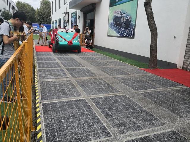 太陽能發電 為電動車無線充電 紹興建成“超級道路”