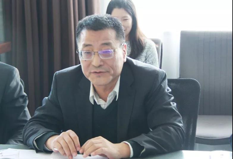 鑒衡向陽光電源、華為、禾望頒發國內首批逆變器新能標認證證書