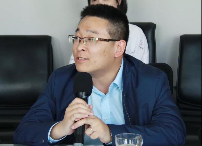 鑒衡向陽光電源、華為、禾望頒發國內首批逆變器新能標認證證書
